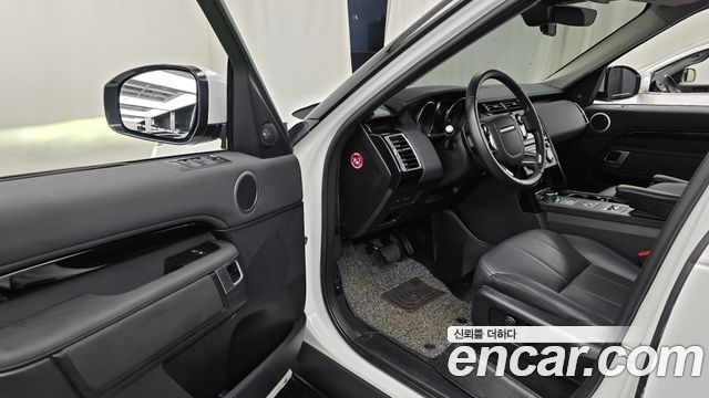 Land Rover Discovery 5 2.0 SD4 SE 2019 — фото 10