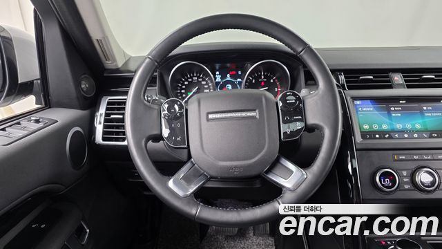 Land Rover Discovery 5 2.0 SD4 SE 2019 — фото 12