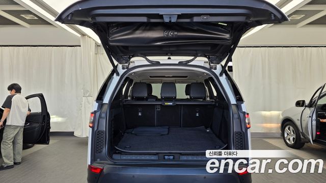 Land Rover Discovery 5 2.0 SD4 SE 2019 — фото 20