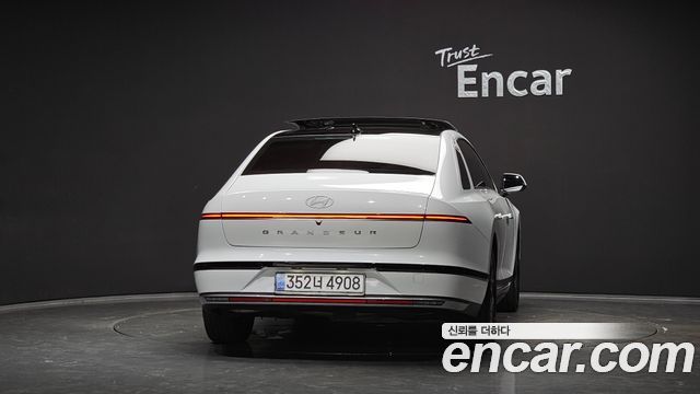 Hyundai Grandeur Hybrid (GN7) Premium 2023 — фото 4