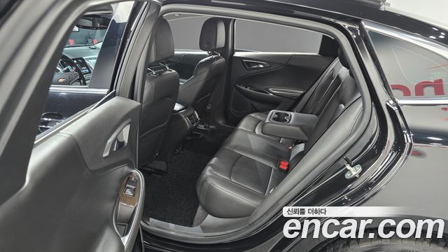 Chevrolet Malibu 1.5 Turbo Perfect Black LTZ Premium Safety 2017 — фото 12