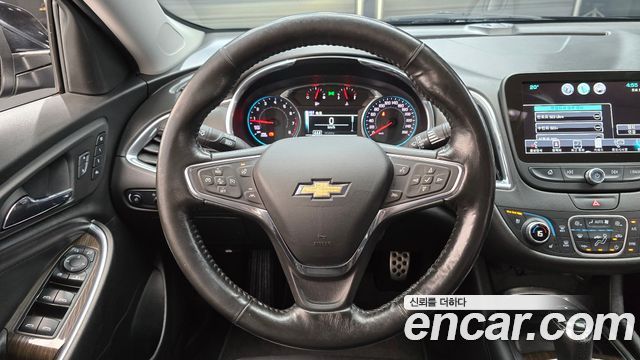 Chevrolet Malibu 1.5 Turbo Perfect Black LTZ Premium Safety 2017 — фото 13