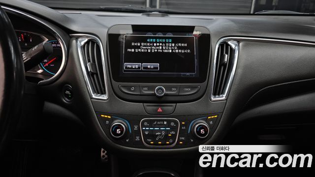 Chevrolet Malibu 1.5 Turbo Perfect Black LTZ Premium Safety 2017 — фото 14