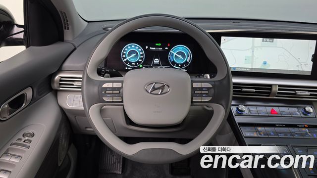 Hyundai Nexo Premium 2023 — фото 14