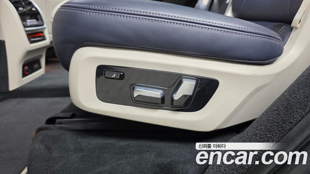 BMW X7 (G07) xDrive 30d M Sport First Edition 2019 — фото 33