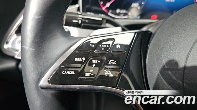 Mercedes-Benz E-Class (W214) E220d 4MATIC Exclusive 2025 — фото 17