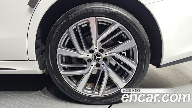 Mercedes-Benz E-Class (W214) E220d 4MATIC Exclusive 2025 — фото 21