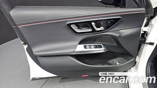 Mercedes-Benz E-Class (W214) E220d 4MATIC Exclusive 2025 — фото 24