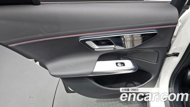 Mercedes-Benz E-Class (W214) E220d 4MATIC Exclusive 2025 — фото 25