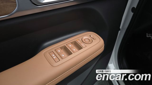 Hyundai Santa Fe (MX5) Gasoline 2.5T 2WD Prestige 2024 — фото 37