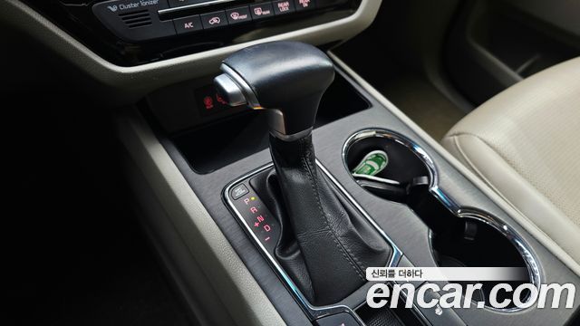 Kia Carnival 9-Seater Luxury 2019 — фото 9
