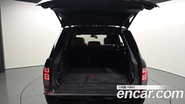 Land Rover Range Rover (IV) 4.4 SDV8 AB DIESEL 2017 — фото 34