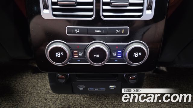 Land Rover Range Rover (IV) 4.4 SDV8 AB DIESEL 2017 — фото 36
