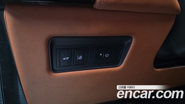 Land Rover Range Rover (IV) 4.4 SDV8 AB DIESEL 2017 — фото 38