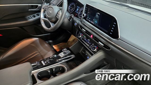Hyundai Sonata (DN8) 2.0 Premium 2021 — фото 20