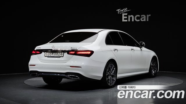 Mercedes-Benz E-Class (W213) E220d 4MATIC AMG Line 2021 — фото 2