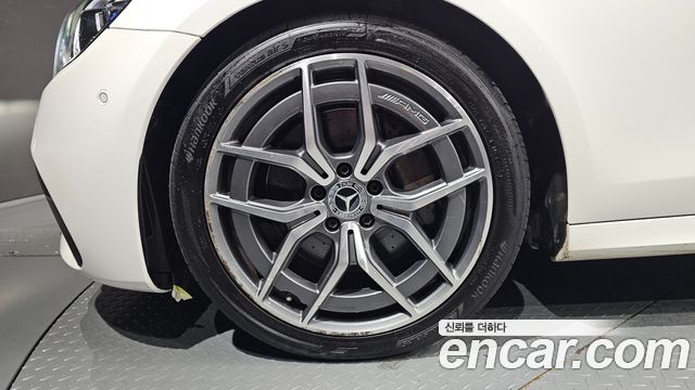 Mercedes-Benz E-Class (W213) E220d 4MATIC AMG Line 2021 — фото 5
