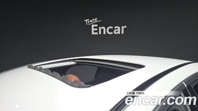 Mercedes-Benz E-Class (W213) E220d 4MATIC AMG Line 2021 — фото 19