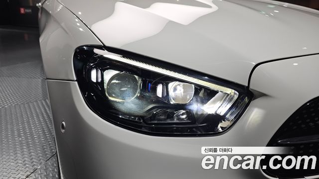 Mercedes-Benz E-Class (W213) E220d 4MATIC AMG Line 2021 — фото 22