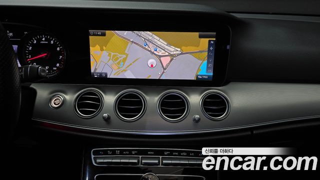 Mercedes-Benz E-Class (W213) E200 Avantgarde 2017 — фото 14