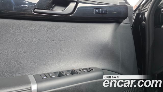 Hyundai Grandeur (GN7) 2,5 Gasoline 2WD Exclusive 2023 — фото 11
