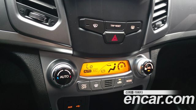 KG Mobility (SsangYong) Korando C 2.0 CVS 4WD High-Deluxe 2014 — фото 18