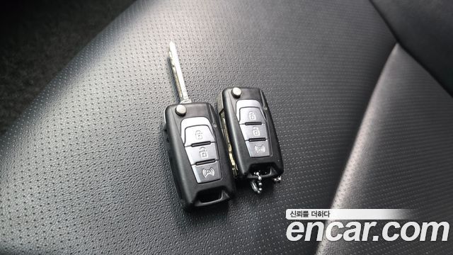 KG Mobility (SsangYong) Korando C 2.0 CVS 4WD High-Deluxe 2014 — фото 31