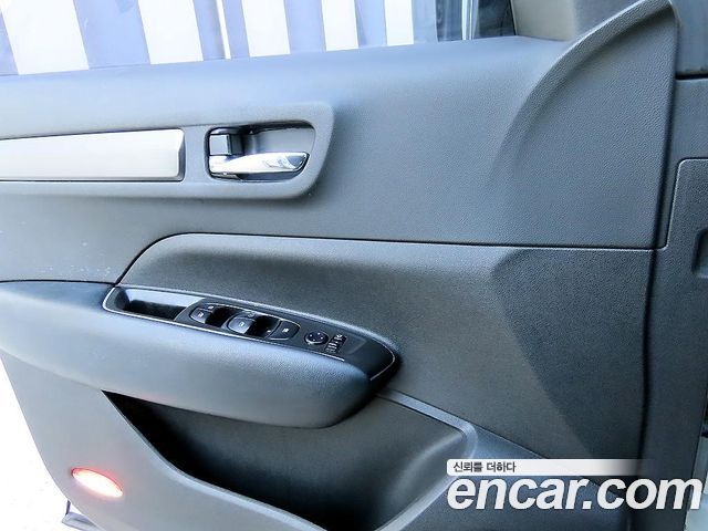 Renault Korea QM6 Diesel 2WD LE 2017 — фото 15