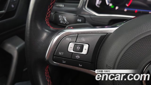 Volkswagen T-Roc 2.0 TDI Prestige 2022 — фото 34