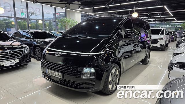 Hyundai Staria Tourer 9-Seater Modern 2022 — фото 2
