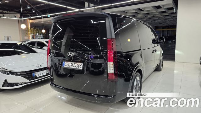 Hyundai Staria Tourer 9-Seater Modern 2022 — фото 5