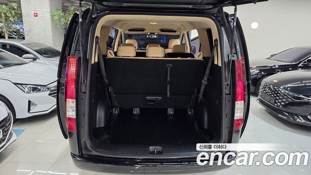 Hyundai Staria Tourer 9-Seater Modern 2022 — фото 7