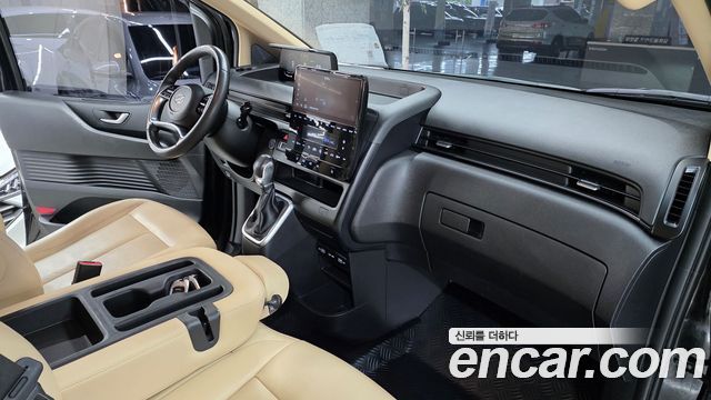 Hyundai Staria Tourer 9-Seater Modern 2022 — фото 17