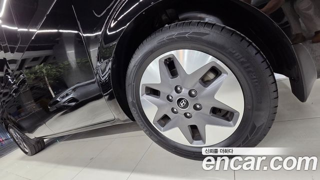 Hyundai Staria Tourer 9-Seater Modern 2022 — фото 23