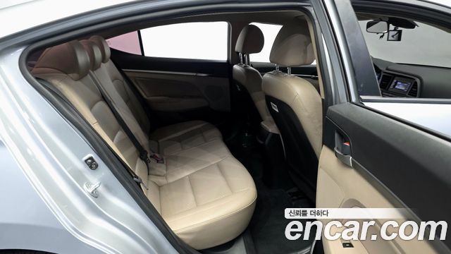Hyundai Avante (AD) 1.6 LPi Smart(Rental) 2020 — фото 12