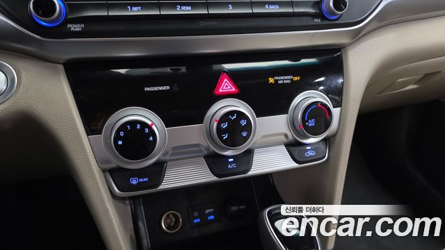 Hyundai Avante (AD) 1.6 LPi Smart(Rental) 2020 — фото 27