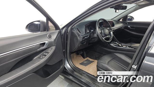Hyundai Sonata (DN8) 2.0 LPG(rental car) Smart 2022 — фото 10