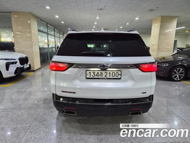 Chevrolet Traverse 3.6 AWD Redline 2020 — фото 4