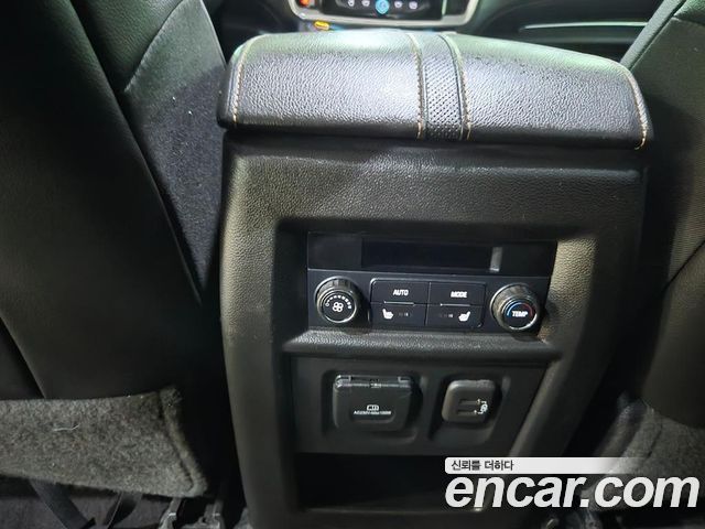 Chevrolet Traverse 3.6 AWD Redline 2020 — фото 19