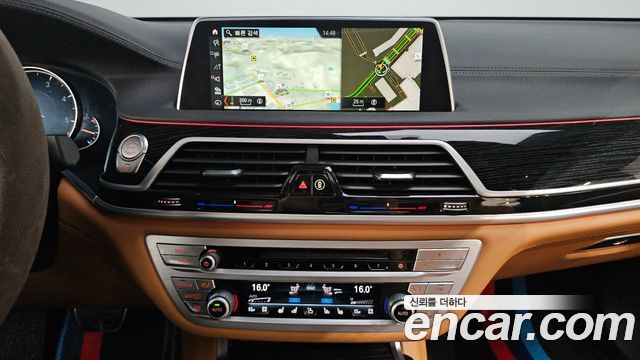 BMW 7 Series (G11) 730Ld xDrive M Sport 2018 — фото 12