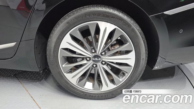 Kia K8 Hybrid Signature 2023 — фото 5