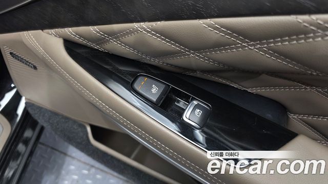 Kia K8 Hybrid Signature 2023 — фото 19