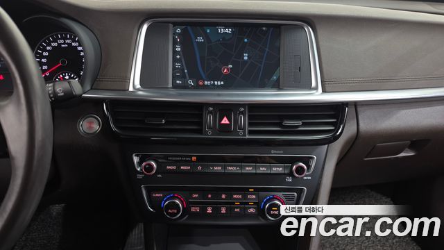 Kia K5 Hybrid (II) Noblesse 2020 — фото 13