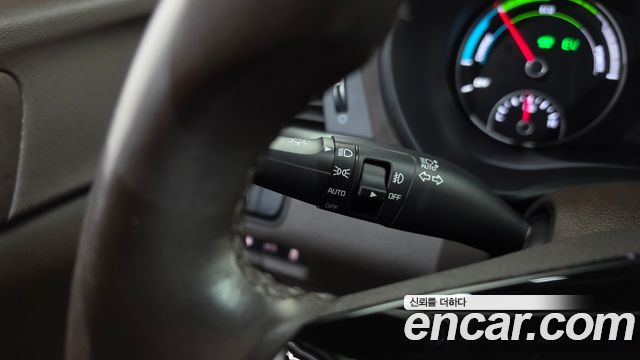 Kia K5 Hybrid (II) Noblesse 2020 — фото 31