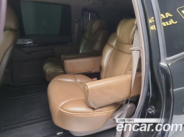 KG Mobility (SsangYong) Korando Turismo 4WD Chateau 9-seater High-Limousine 2016 — фото 7