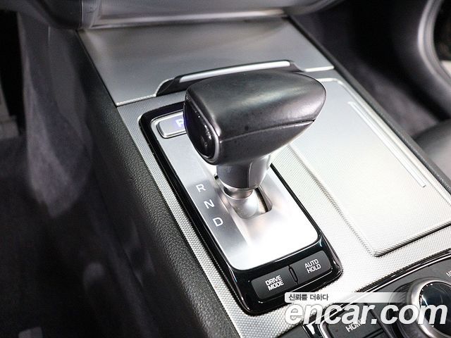 Genesis G80 3.3 GDI AWD Premium Luxury 2019 — фото 8