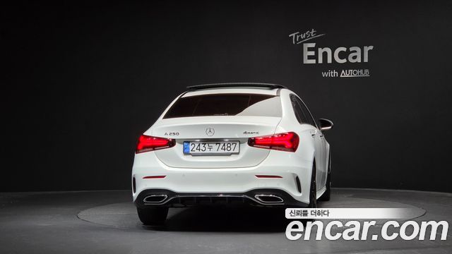 Mercedes-Benz A-Class (W177) A250 4MATIC Sedan 2022 — фото 4