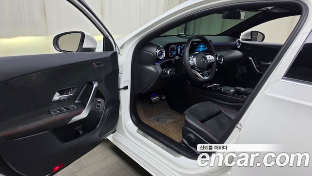 Mercedes-Benz A-Class (W177) A250 4MATIC Sedan 2022 — фото 10