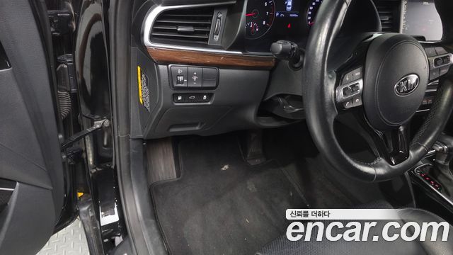 Kia K7 3.0 LPI Luxury (Rental Car) 2019 — фото 17