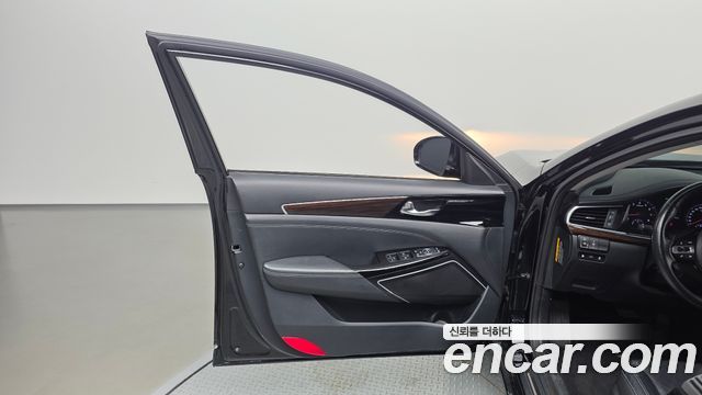 Kia K7 3.0 LPI Luxury (Rental Car) 2019 — фото 24